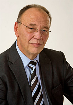 Erhard Weimann represents Saxony in Berlin